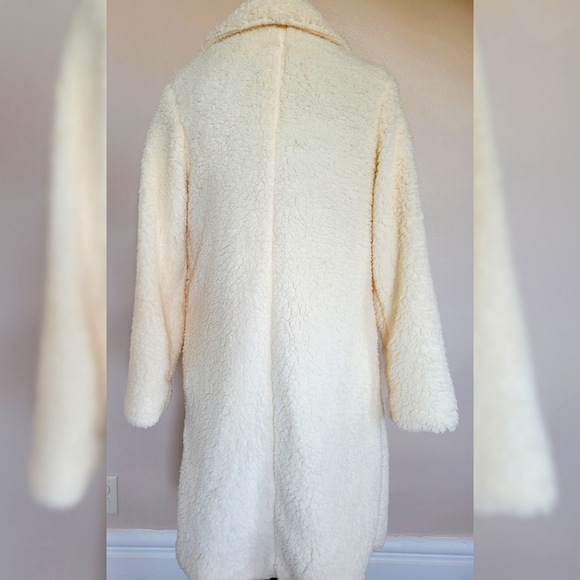 Teddy Bear Coat - Picture 2 of 5